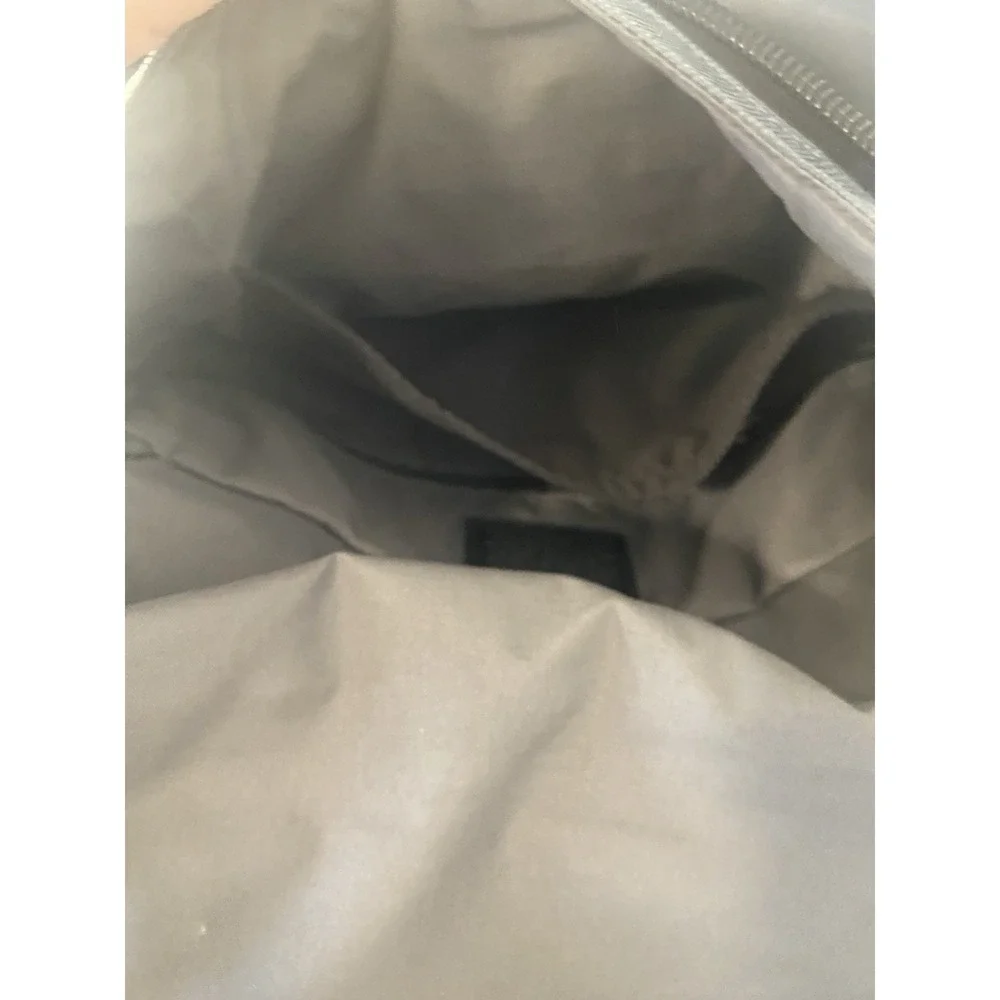 Unisex Tumi Freemont Whittier Mini Gray & Black Messenger Bag‎ Fuzion Z Nylon